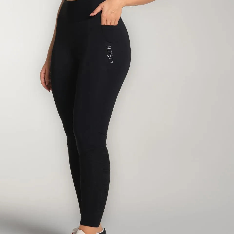 Legging Feminina Inside com Bolsos e Recortes