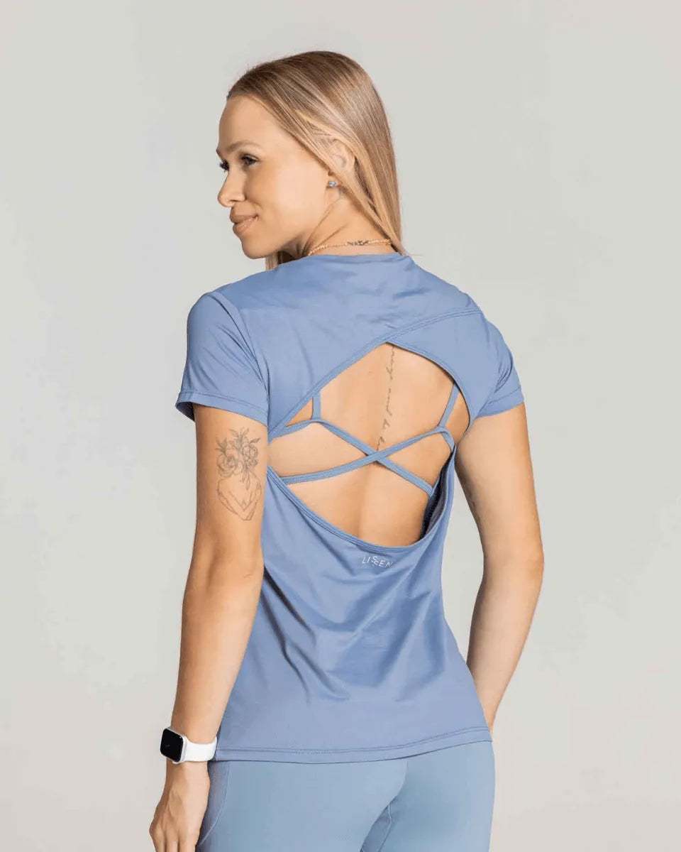 Blusa Manga Curta com Decote nas Costas