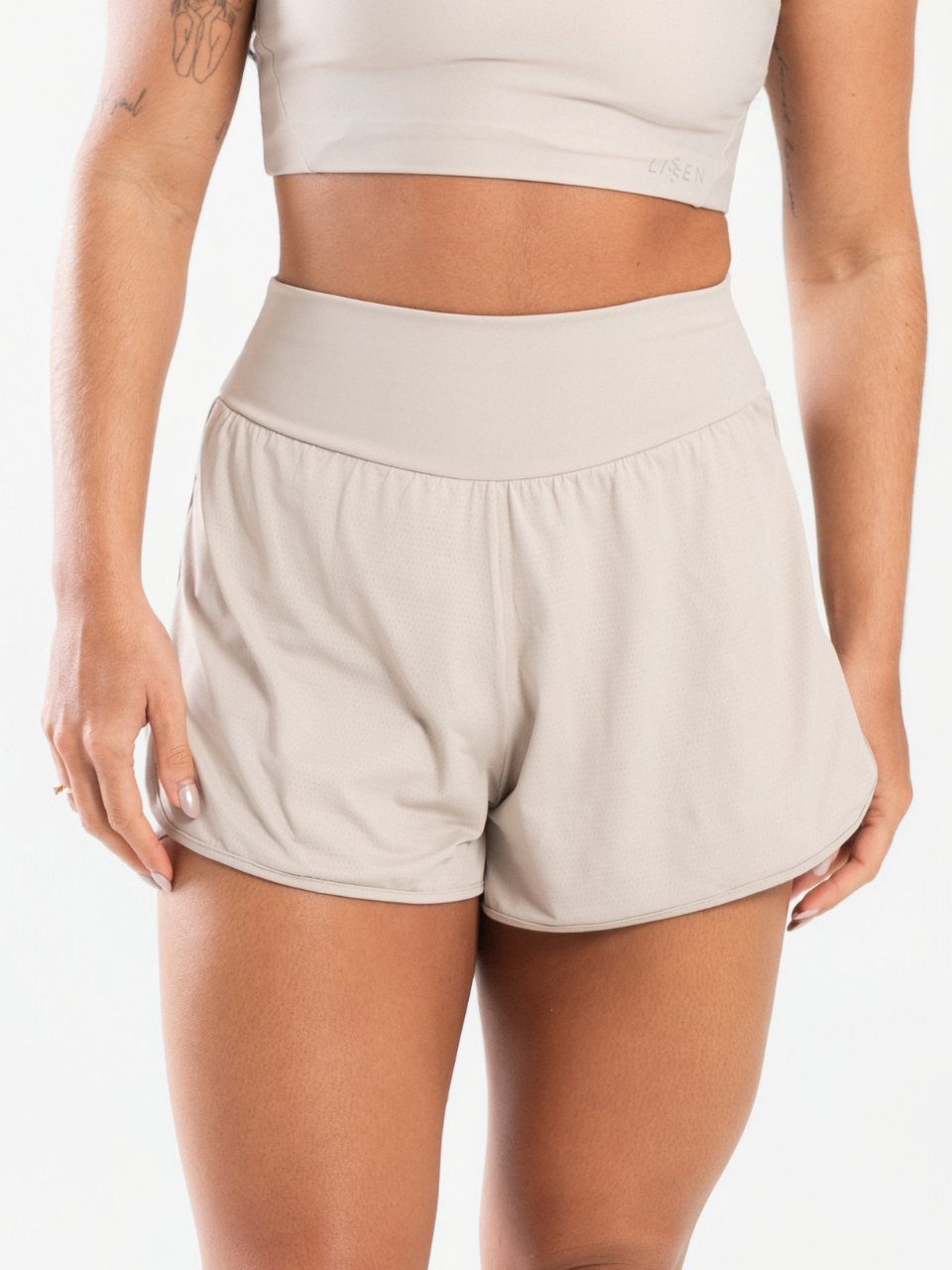 Short com Bermuda Interna com Bolsos Laterais - La Dolce Vita