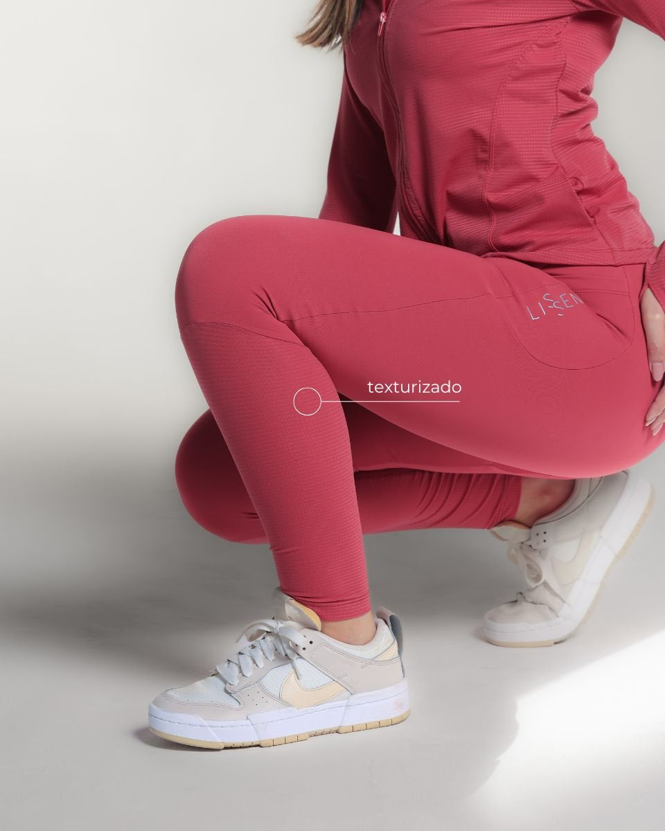 Legging Feminina Inside com Bolsos e Recortes