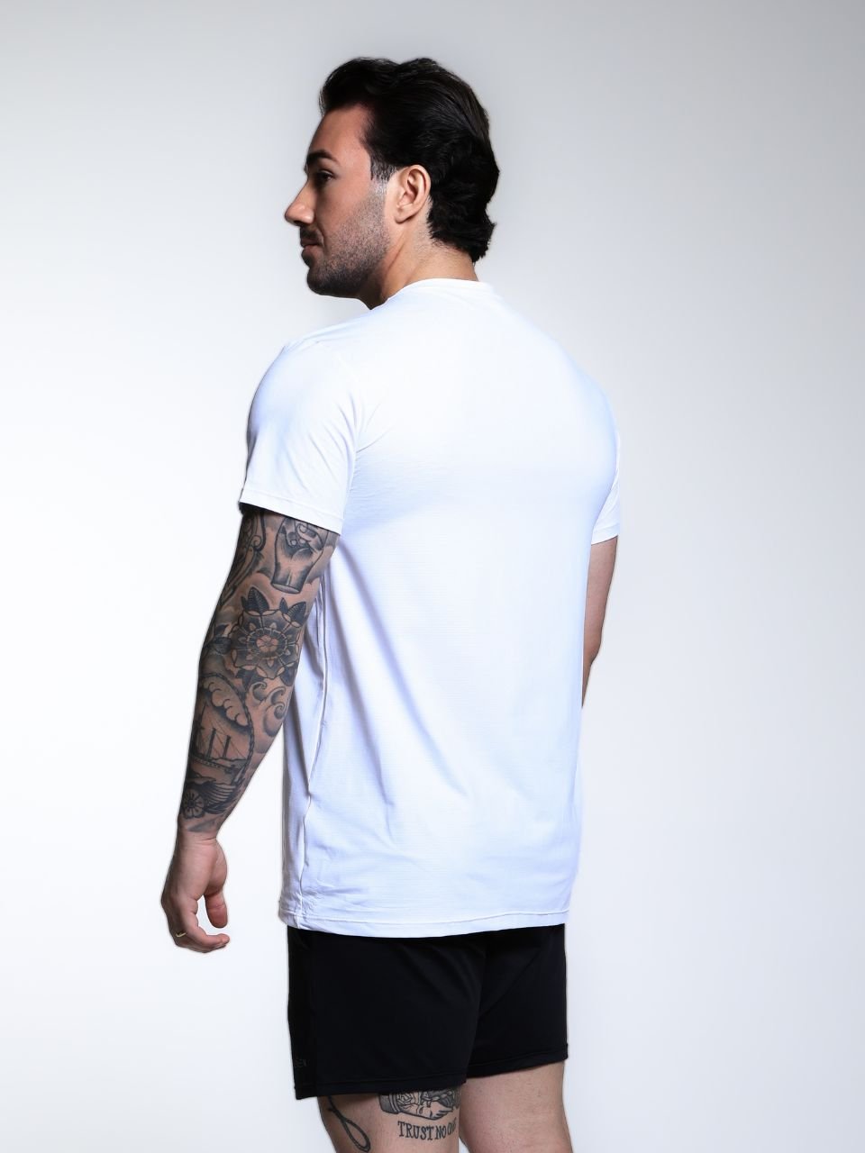 Camiseta masculina manga curta Proteção UV