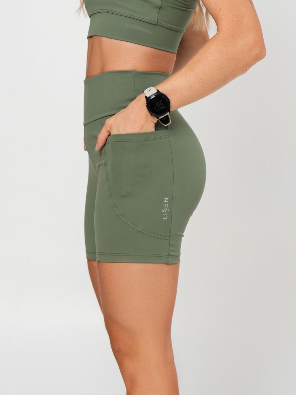 Bermuda Cós Alto com Bolsos Laterais – Modelagem Perfeita, Zero Transparência e Proteção UV50+
