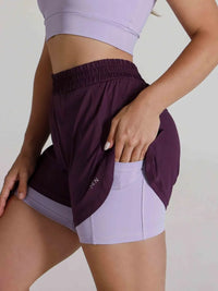 Short Feminino Bermuda Interna com Bolsos Laterais
