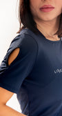 Blusa com manga antiodor proteção UV 50+ e detalhes em gota