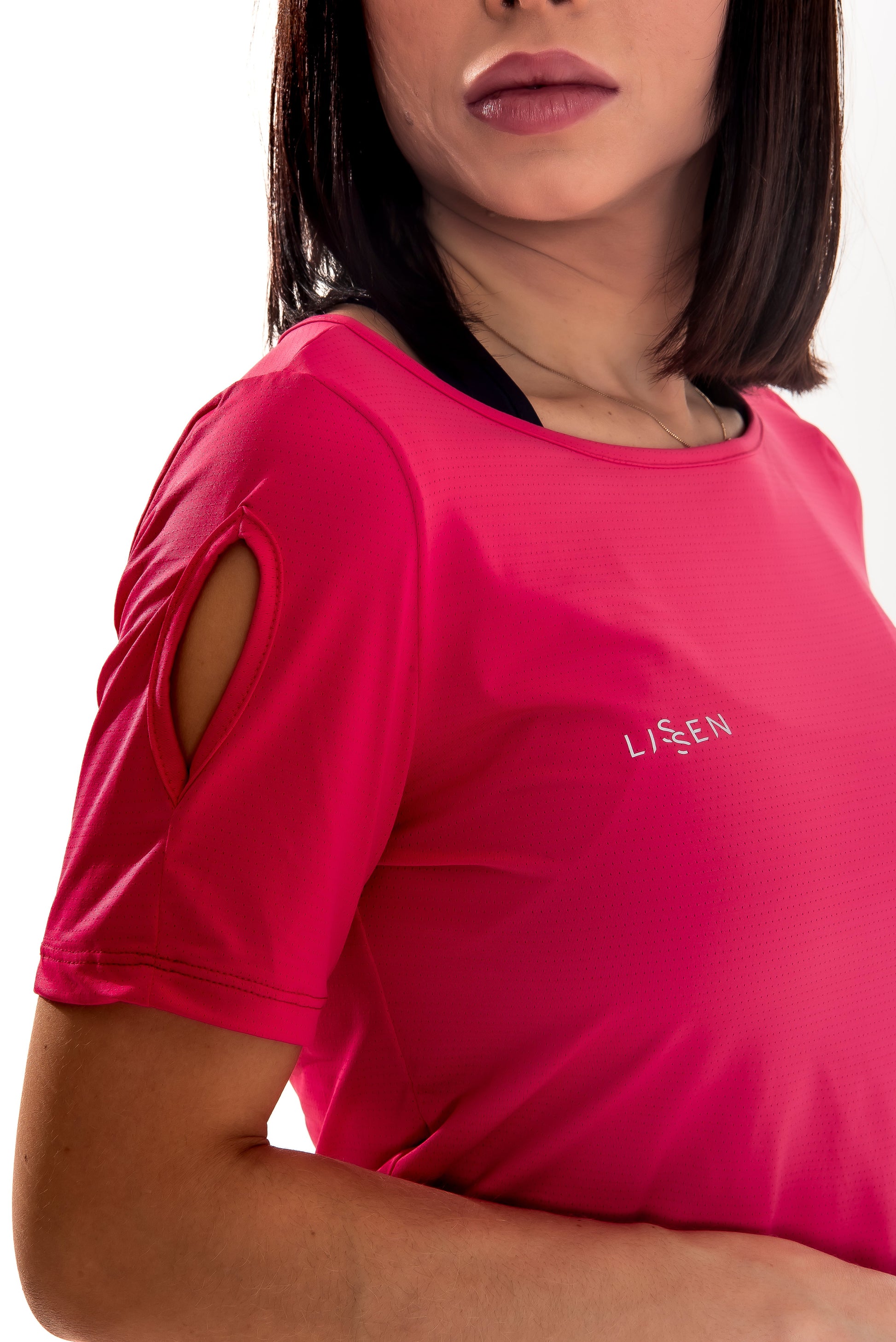 Blusa com manga antiodor proteção UV 50+ e detalhes em gota