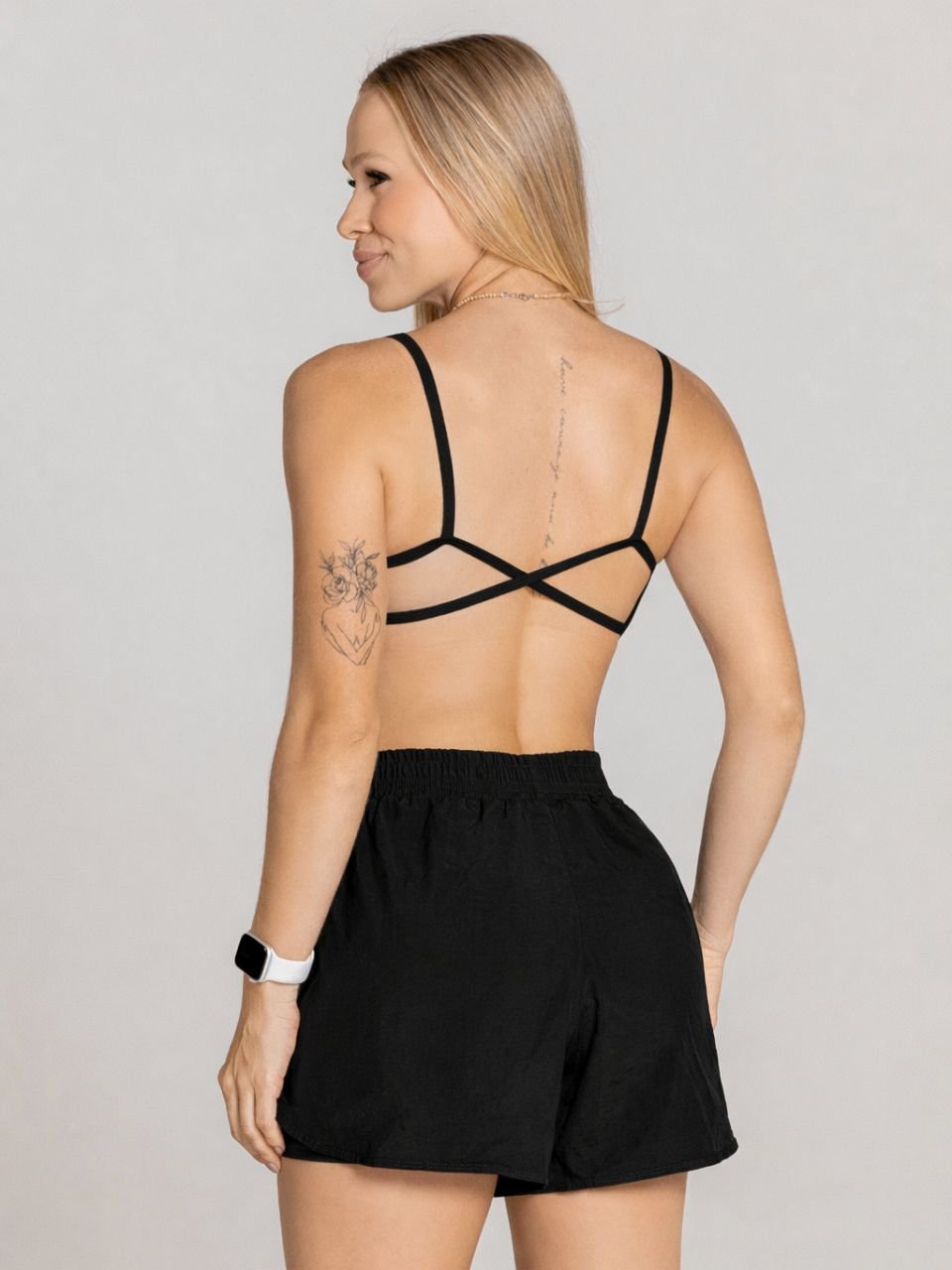 Short soltinho de tactel com bermuda interna e bolso