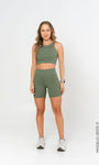 Top Cropped Fitness e Casual de alças finas com decote nas costas
