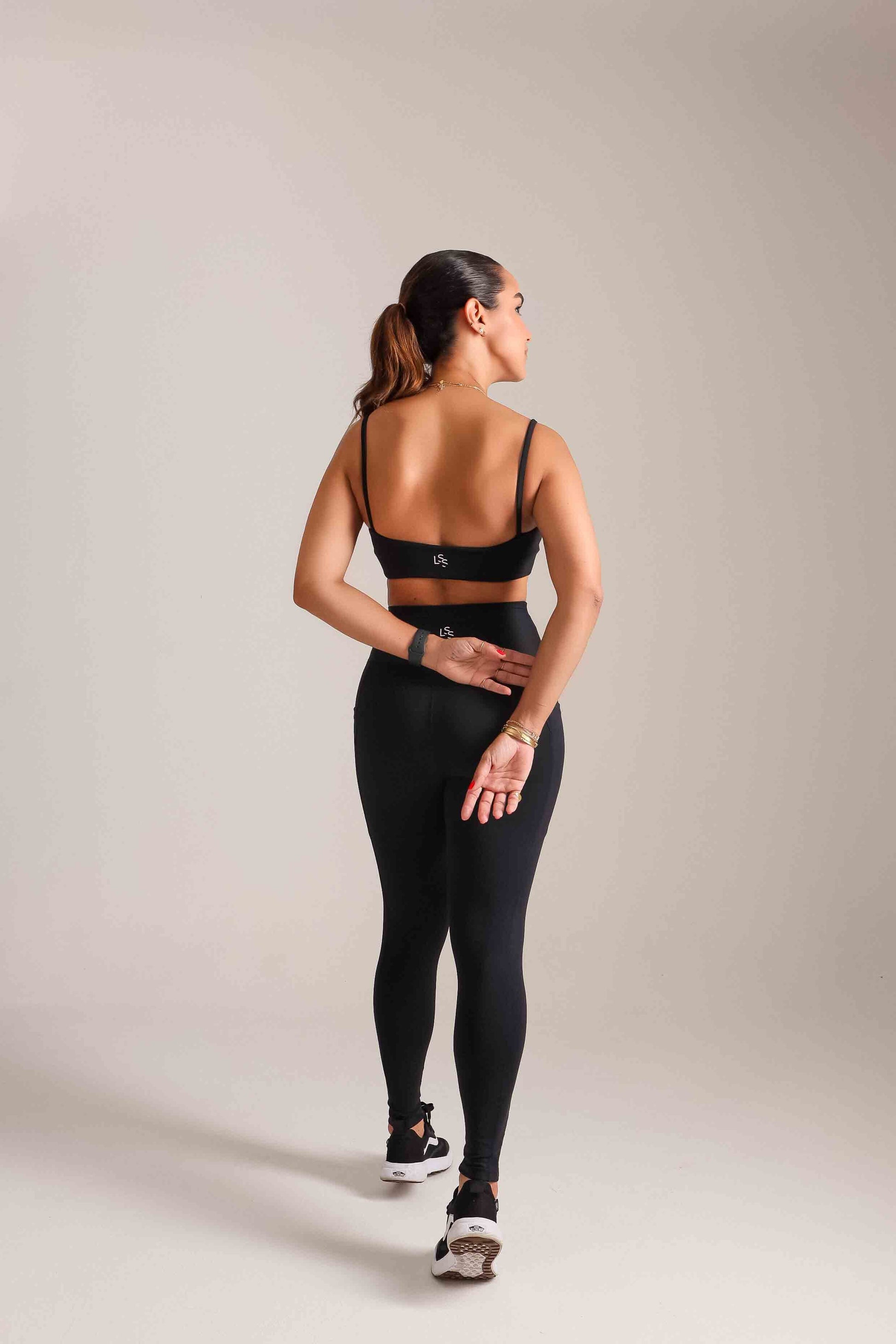 Top fitness alça fina Essência | Tecnologia Emana®
