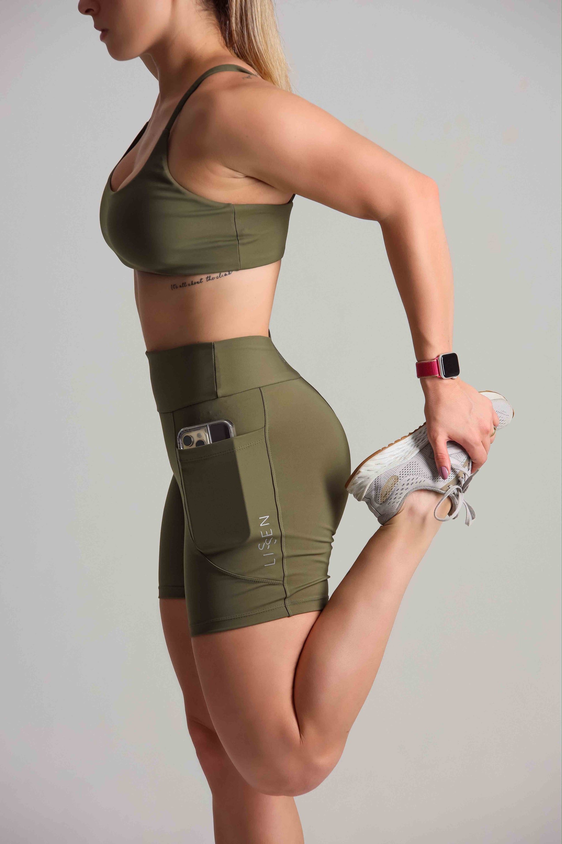 Top fitness alça fina Essência | Tecnologia Emana®