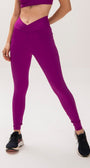 Legging cós alto cruzado de alta compressão e dois bolsos laterais | Tecnologia Emana ®
