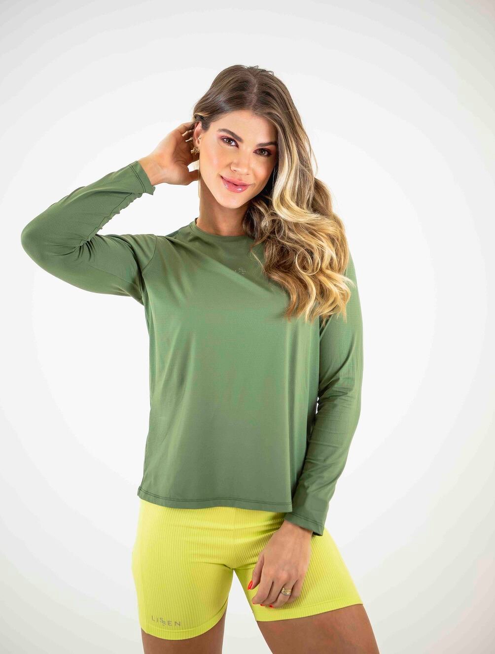 Blusa manga longa feminina com proteção UV