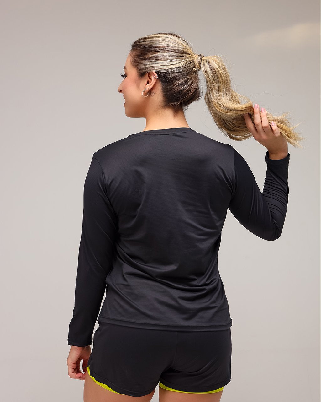 Blusa manga longa feminina com proteção UV | Linha Fusion